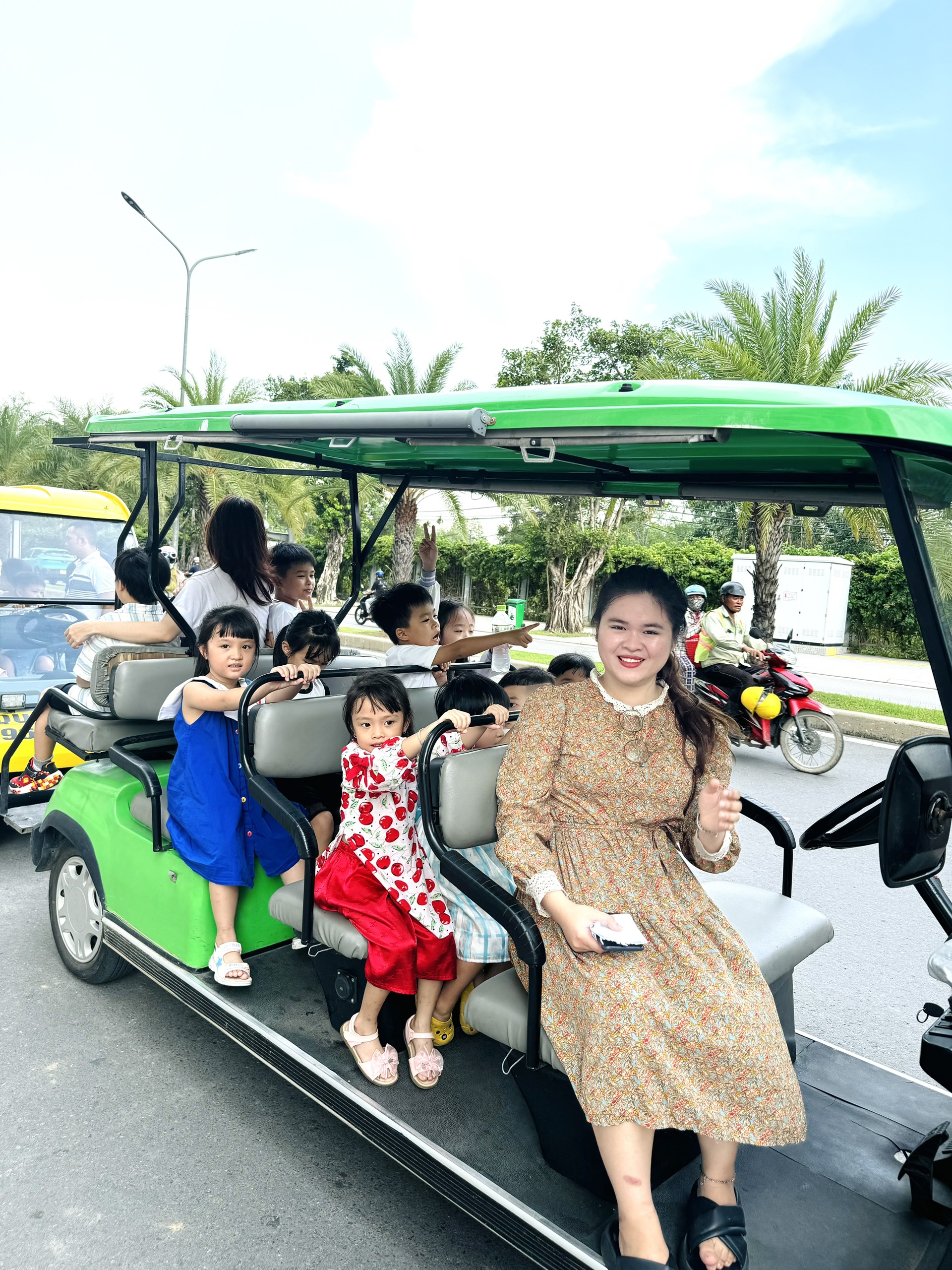 Dịch Vụ Xe Điện Vinhomes Grand Park